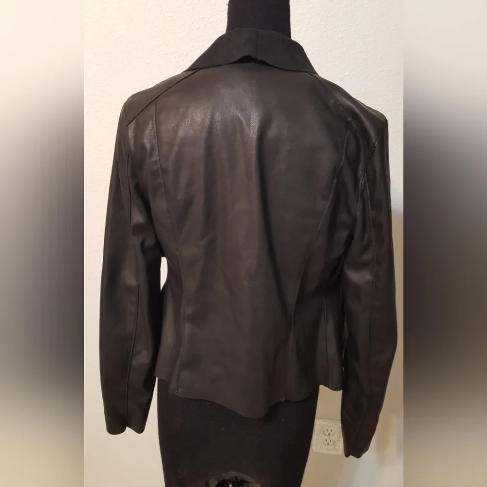 Faux leather jacket - Picture 2 of 6